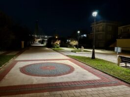 Δήμος Ναυπακτίας: Νέος φωτισμός στην πλατεία Χορμόβα και τον πεζόδρομο Αντιρρίου