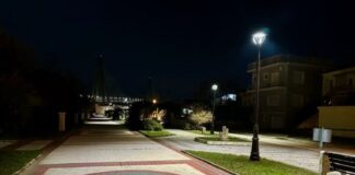 Δήμος Ναυπακτίας: Νέος φωτισμός στην πλατεία Χορμόβα και τον πεζόδρομο Αντιρρίου