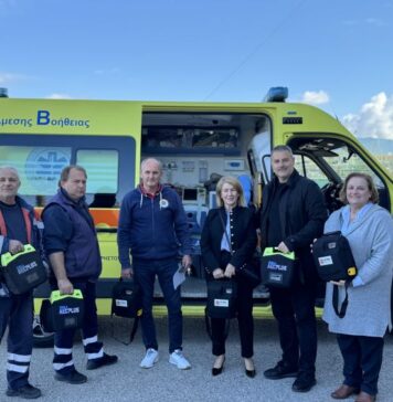 6 νέοι απινιδωτές στο Δήμο Μεσολογγίου με χορηγία Γεωργιάδη