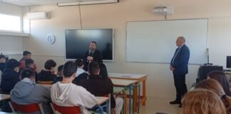 Eπίσκεψη του Μητροπολίτη Δαμασκηνού στο 1ο Λύκειο Μεσολογγίου