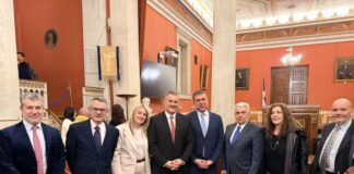 Ρίγη συγκίνησης στην εκδήλωση του Πανεπιστημίου Αθηνών για την Ιερή Πόλη