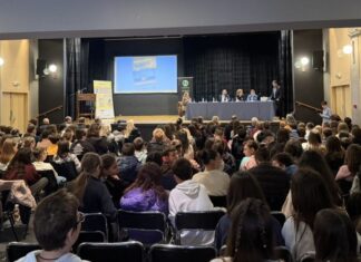 Mε μεγάλη συμμετοχή η ημερίδα για τον Ψηφιακό Εθισμό και το Dark Web