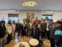 Επίσκεψη των μαθητών του 6ου Δημοτικού Σχολείου Παλλήνης στο Δήμαρχο Μεσολογγίου