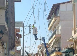 Μεσολόγγι: Ξεκίνησε η υπογειοποίηση του ηλεκτροφωτισμού στην οδό Θυσίας