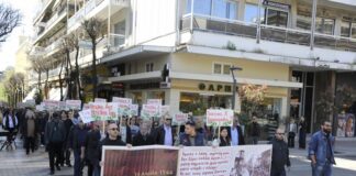 ΚΚΕ και ΠΕΑΕΑ-ΔΣΕ τίμησαν τους 120 εκτελεσμένους του Αγρινίου