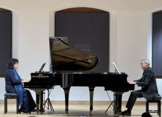 Μια μαγική μουσική βραδιά στο Μεσολόγγι – Aφιέρωμα για το Νίκο Σκαλκώτα στο Τρικούπειο