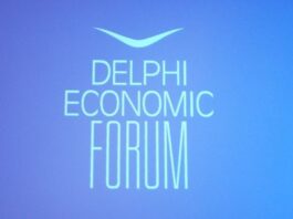 «Μουδιασμένοι» με τους υπουργούς οι επιχειρηματίες στους Δελφούς