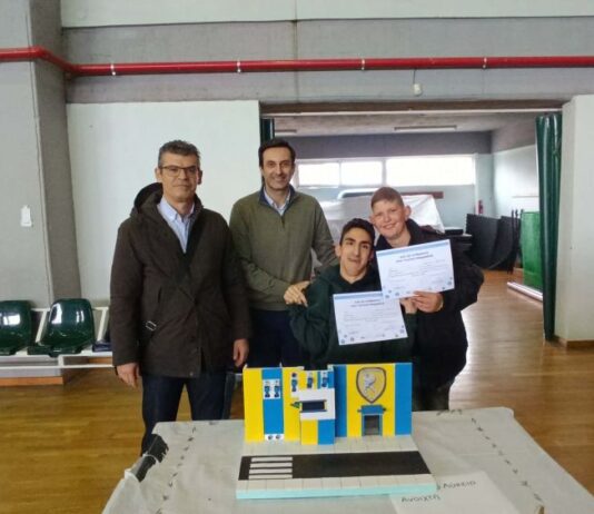 Τρίτο βραβείο για το Ε.Ε.Ε.ΕΚ Αγρινίου στον 12ο Περιφερειακό Διαγωνισμό Εκπαιδευτικής Ρομποτικής