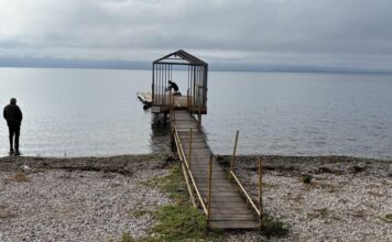 Απάντα με άλλα έγγραφα ο Πιστιόλας: Ψευδή τα περί «παράνομης εξέδρας»