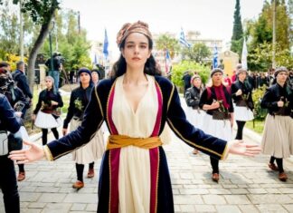 Η «Ελλάδα» του Ντελακρουά με… σάρκα και οστά και το «ευχαριστώ» των Γάλλων