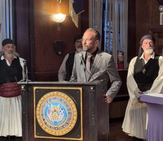 «Η Δυτική Ελλάδα προσφέρει πραγματικές ευκαιρίες»: Το μήνυμα του Νεκτάριου Φαρμάκη στους ομογενείς της Νέας Υόρκης