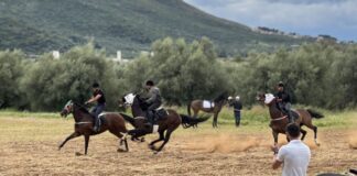 Αναβίωσε το έθιμο των ιπποδρομιών στον Άγιο Γεώργιο Μεσολογγίου