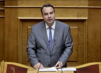 Ψηφίζει ο Παπαθανάσης τις άρσεις ασυλίας των 13