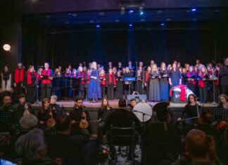 Συγκλονιστική η πρωτότυπη μουσική παράσταση «Μνήμη από σπαθί και μύρο…»