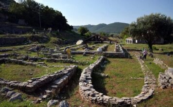 Θέρμο: Συνεργασία Δήμου, Περιφέρειας και Υπουργείου για την ανάδειξη του αρχαιολογικού χώρου