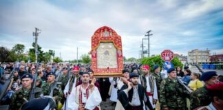 Πάνδημη η υποδοχή της Εικόνας της Παναγίας «Άξιον Εστί» στο Μεσολόγγι