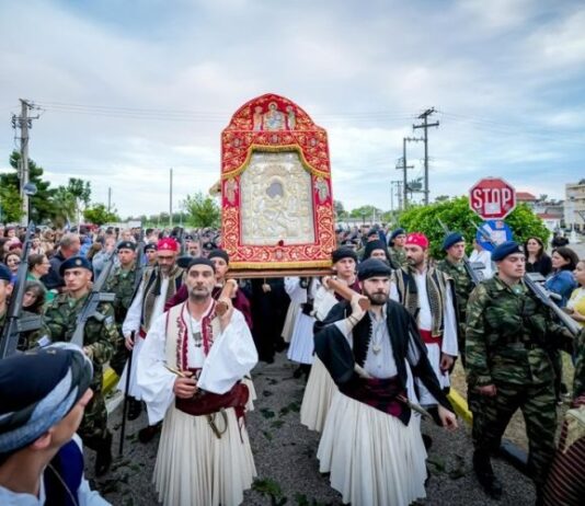 Πάνδημη η υποδοχή της Εικόνας της Παναγίας «Άξιον Εστί» στο Μεσολόγγι
