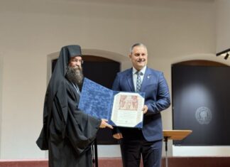 Επίτιμος Δημότης Μεσολογγίου ο Πρωτοεπιστάτης του Αγίου Όρους Γέροντας Αβραάμ