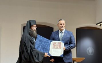 Επίτιμος Δημότης Μεσολογγίου ο Πρωτοεπιστάτης του Αγίου Όρους Γέροντας Αβραάμ