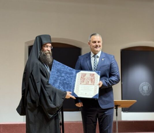 Επίτιμος Δημότης Μεσολογγίου ο Πρωτοεπιστάτης του Αγίου Όρους Γέροντας Αβραάμ
