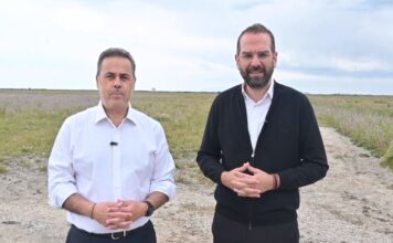 Φαρμάκης και Παπασταύρου στο polder των ενεργειακών κοινοτήτων στο Μεσολόγγι