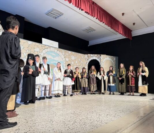 Ξεκίνησε το Μαθητικό Φεστιβάλ Θεάτρου στο Αιτωλικό για τα 200 χρόνια από την Έξοδο