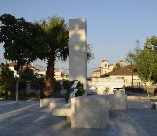 Συγκίνηση στα αποκαλυπτήρια του Μνημείου της Ντάπιας «Λουνέτα» στο Μεσολόγγι