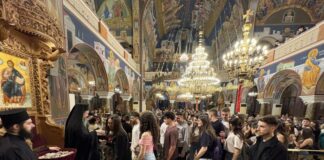 Τελέστηκαν Ιερές Παρακλήσεις για τους διαγωνιζομένους στις Πανελλαδικές Εξετάσεις