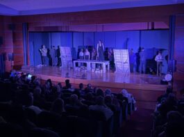«Αχ, Μεσολόγγι, αχ, αίματα όπου χύσαμεν άδικα»: Συγκίνησε η θεατρική παράσταση για την Έξοδο
