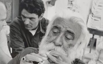 «Διεξόδος»: Το πανηγύρι του Αη Συμιού μέσα από τις φωτογραφίες του Κώστα Μπαλάφα