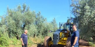 Μηχανήματα της Περιφέρειας συνδράμουν στη συντήρηση της αγροτικής οδοποιίας στην Αβόρανη