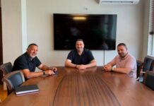 Συνάντηση Μαυρομμάτη με την Ομοσπονδία Θαλασσίου Σκι ενόψει των πανευρωπαϊκών αγώνων στη λίμνη Στράτου