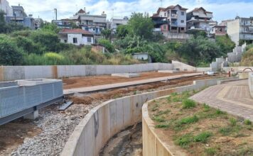 «Μαζεύτηκαν» τα λύματα, όχι όμως όλα στο ρέμα του Λυκοραχίτη