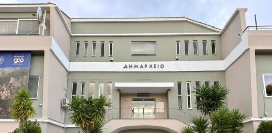 Η… «Ηνωμένη Αντιπολίτευσις» στο Μεσολόγγι στηρίζει Καραγκούνη