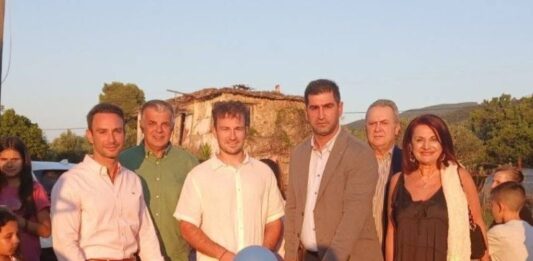 Εγκαίνια για ψύλλου πήδημα
