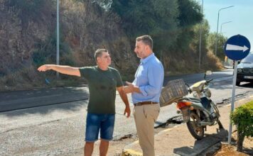 Επίσκεψη Μαυρομμάτη στο έργο ασφαλτόστρωσης στο Λεσίνι