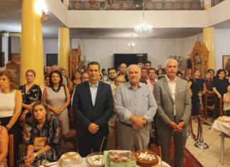 Στην ανάγκη του Λύρου, quelle décadence