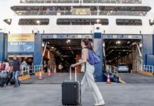 Οι διακοπές των Ελλήνων. Και οι (πολιτικές) επιπτώσεις τους