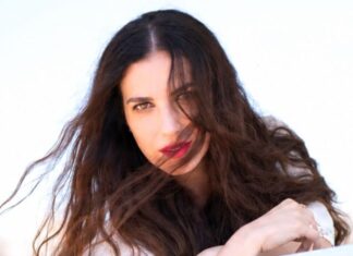 Η Φωτεινή Δάρρα στη Ναύπακτο με «Έναν Ουρανό Τραγούδια!»