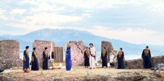Θερμό χειροκρότημα για τον «Ίωνα» στο Κάστρο της Ναυπάκτου