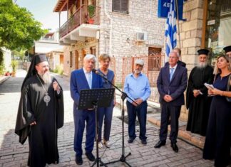 Εγκαίνια παρουσία Παυλόπουλου στο Θέρμο