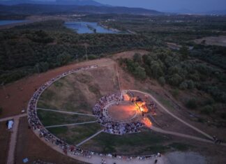 Τα έργα έχουν αξία μόνο αν παρίσταται ο Υπουργός;