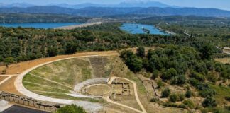 Στις εξαγγελίες ακόμη για το ναό του Στρατίου Διός