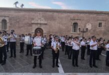 Εξαιρετική η παρουσία της Φιλαρμονικής «Χρήστος Καψάλης» στη Λευκάδα