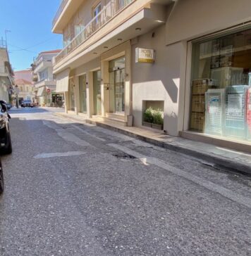 Ναύπακτος: Νέες παρεμβάσεις στις οδούς Φαρμάκη και Καρακουλάκη