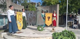 Tιμήθηκε η μνήμη της Μικρασιατικής Καταστροφής στο Αγρίνιο