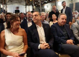 Ο Ζαμπάρας στην ομιλία Τσίπρα