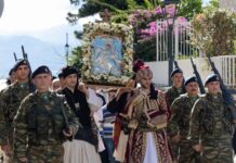 Με λαμπρότητα τίμησε η Ναύπακτος τον Πολιούχο της Άγιο Δημήτριο