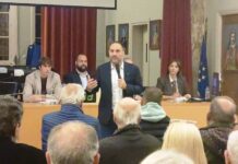 Με… σκηνική παρουσία ο Χατζηγιαννάκης