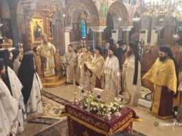 Αρχιερατική Θεία Λειτουργία ενώπιον της Τιμίας Κάρας του Οσίου Δαυίδ στο Αγρίνιο